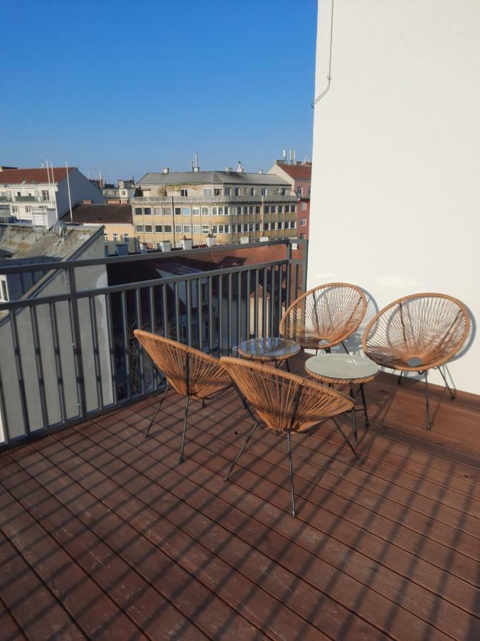 Skysuite Holiday Home Виена Екстериор снимка